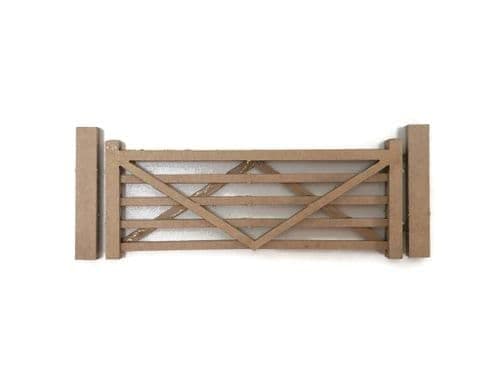 LX459-OO Laser Cut Five Bar Gates & Posts (Pack Of 3) For OO Scale Model Railway Layouts & 1:76 Diecast Dioramas