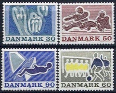 IHC Danmark 25 Rare Large and Small Different Stamps