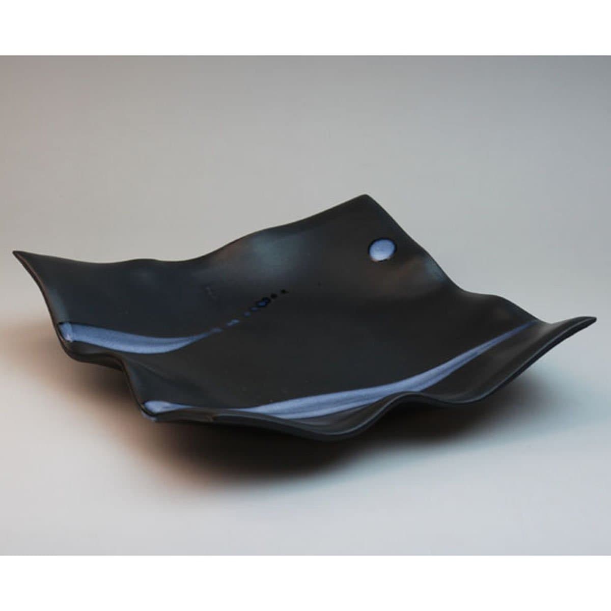 Japanese ceramic Hagi-ware. Midium square plate made by Toru Funasaki. shuto62070