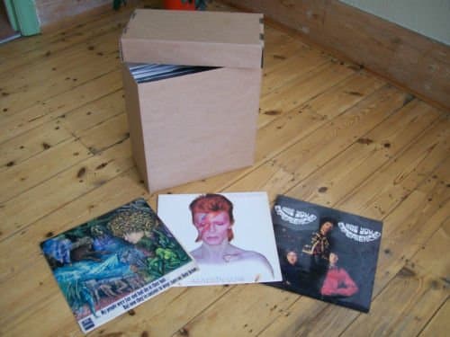 LP +12" SINGLE STORAGE BOX x1 BROWN - super strength- - EACH HOLDS 40-50 RECORDS!
