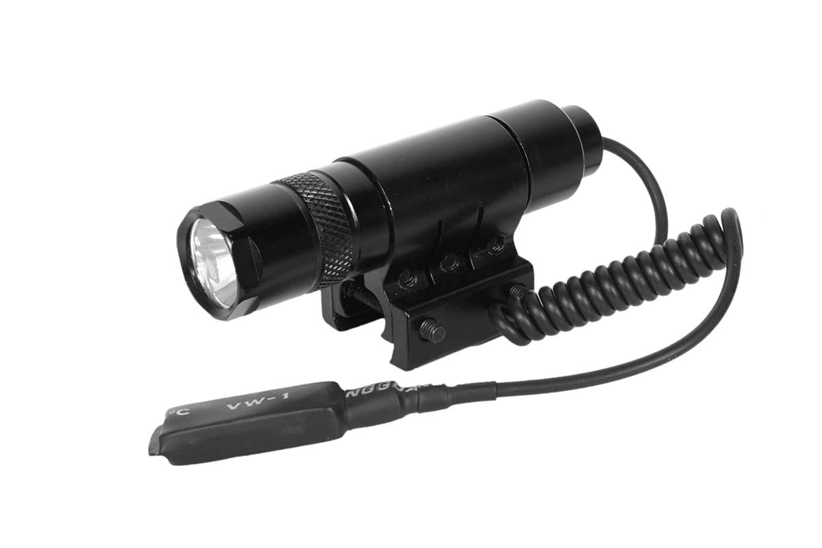 AIM Sports90 Lumens Flashlight with Mount/Pressure Switch