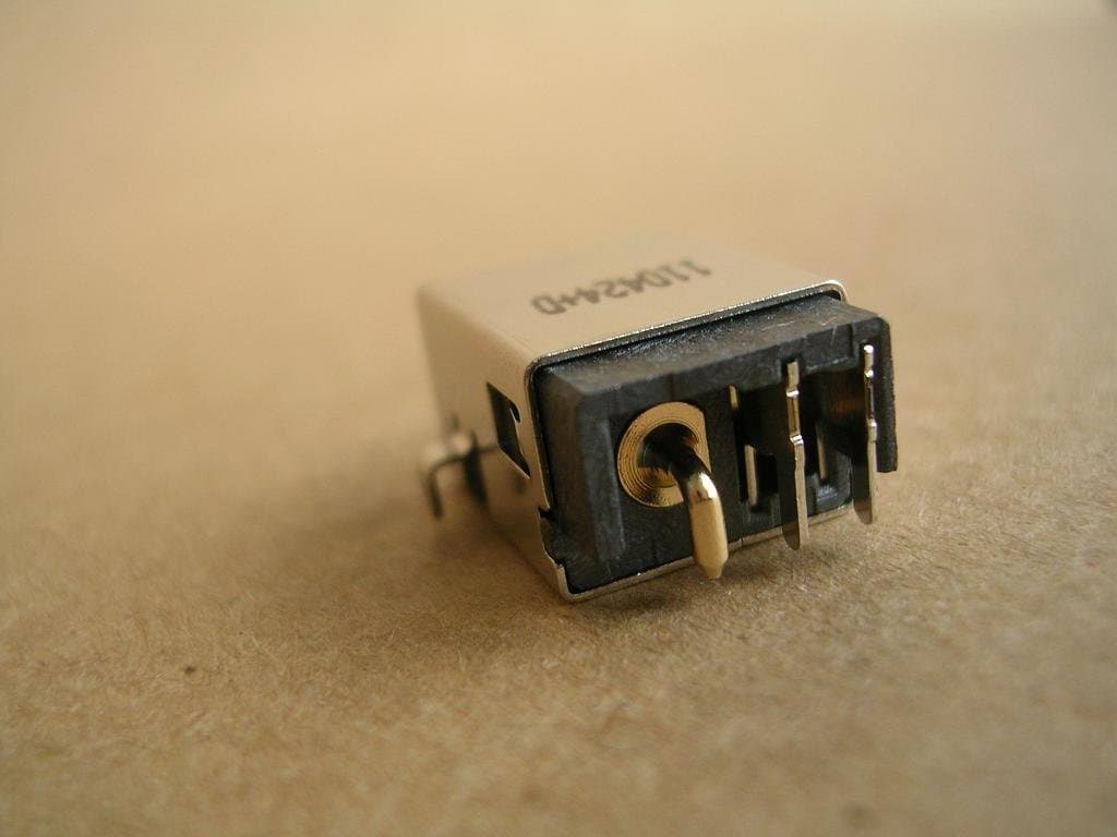 Eathtek Replacement DC Power Jack Connector Socket In AC Jack Port for Asus G50 G50V G50VT G72GX G73 G73J G73JH G73S G73SW G73W G74 G74s G74SX G74SX-BBK7 X71SL X83 X83V X83VM series