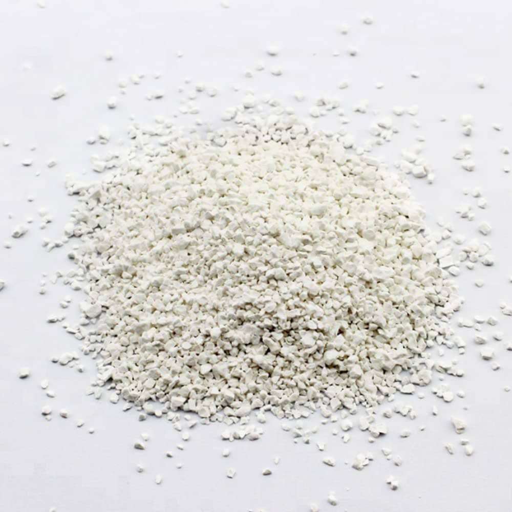 High-Performance Calcium Hypochlorite for Effective Pool and Water Sanitization (900 Gram)