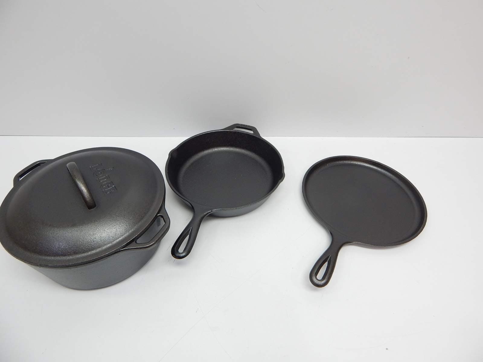 Cast Iron 4-Piece Cookware Set