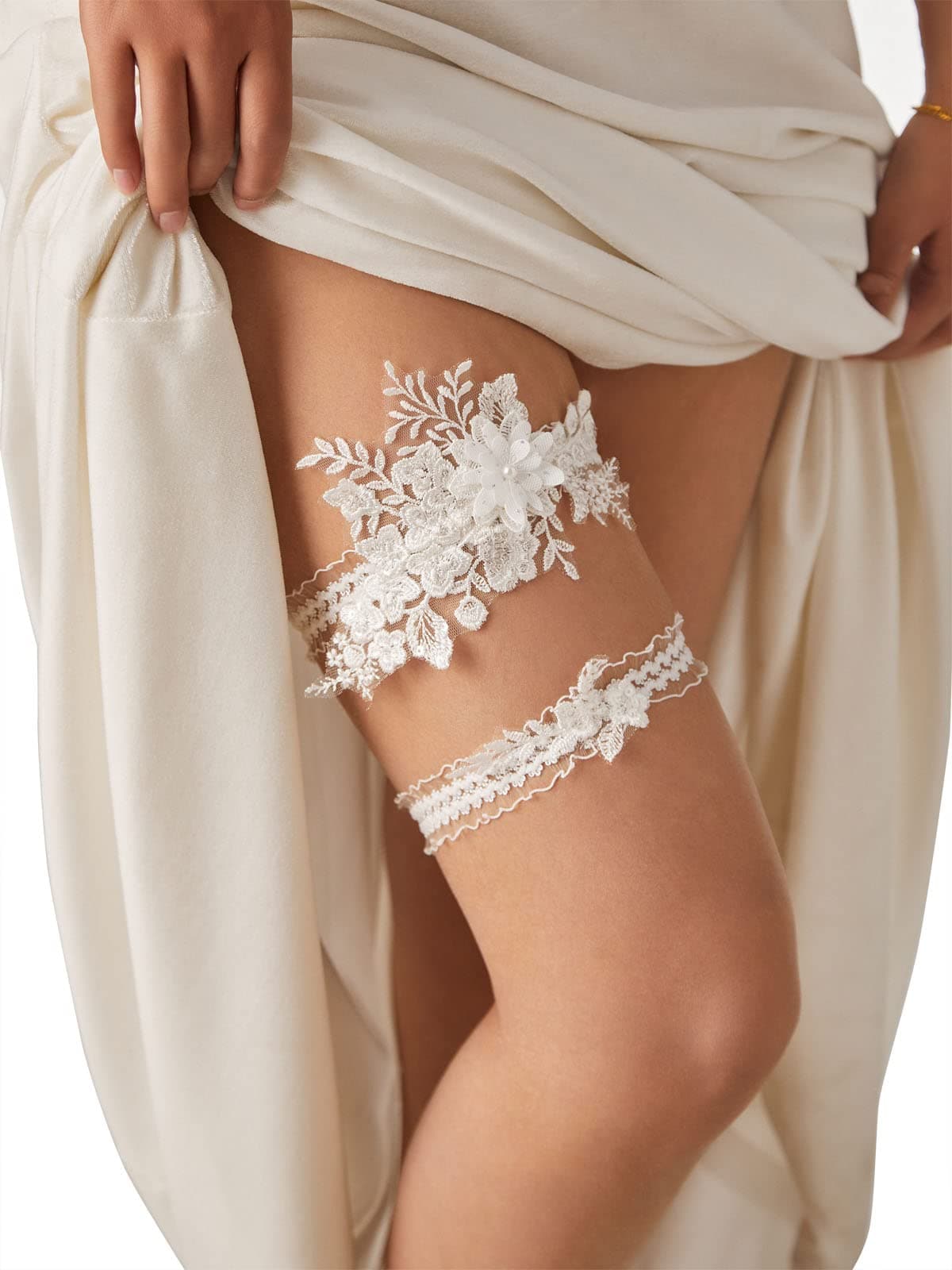2 Pieces Wedding Garter Set for Bride with Stretchy Soft Lace Band PGT400