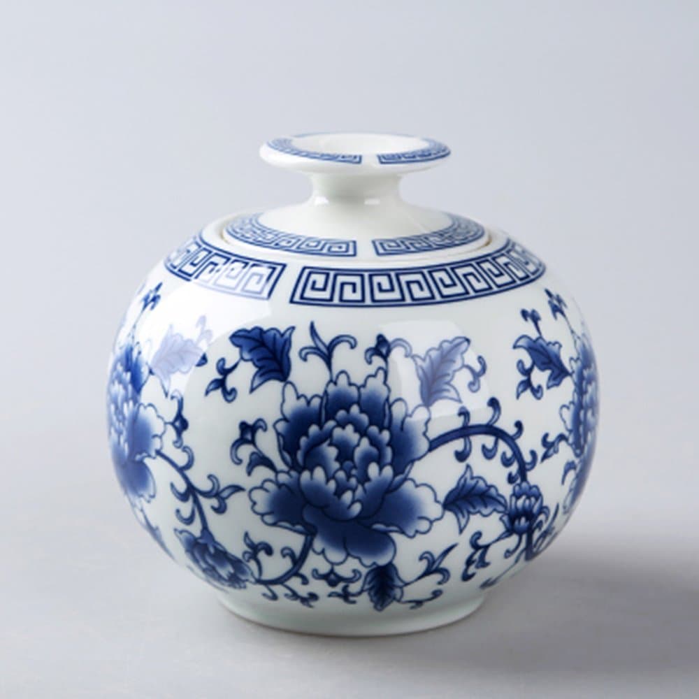 Tea caddy tins tea leaf set tea canister tea storage jar dried fruit cans Chinese blue and white porcelain