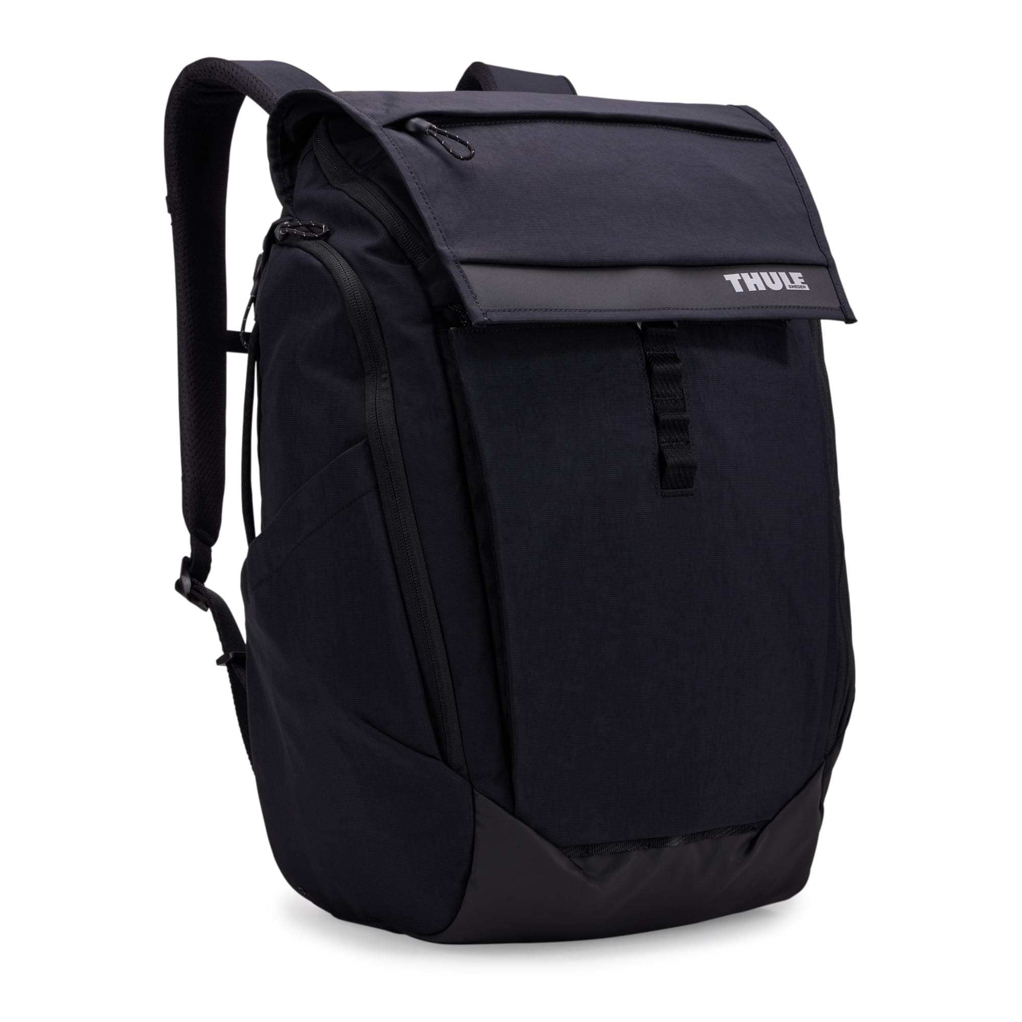 Paramount 27L Backpack - Commuter backpack - Padded pocket fits 16" laptops