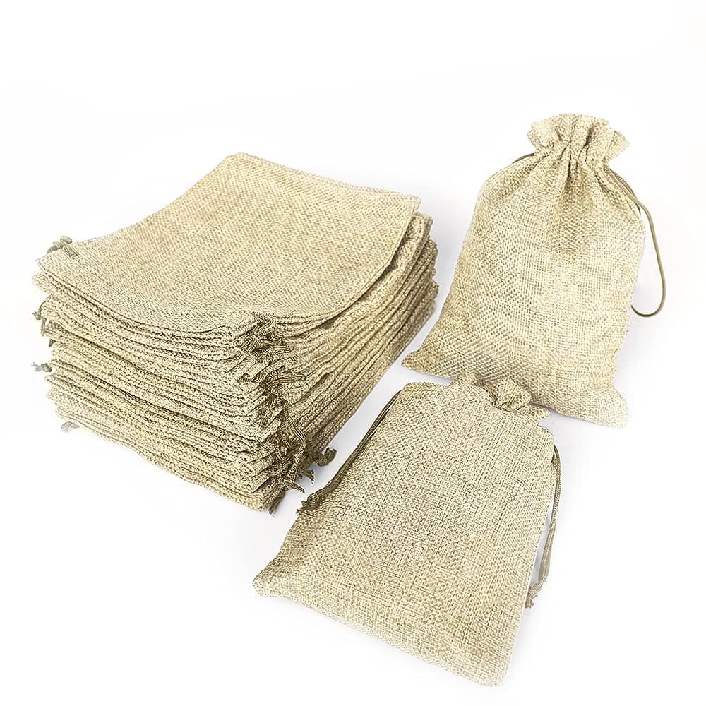 LYSXP50PCS Burlap Bags with Drawstring，5x7 inch Drawstring Gift Bag Jewelry Pouches for Wedding Party Favors, DIY Craft, Christmas,Presents (Cream, 5x7Inch)…