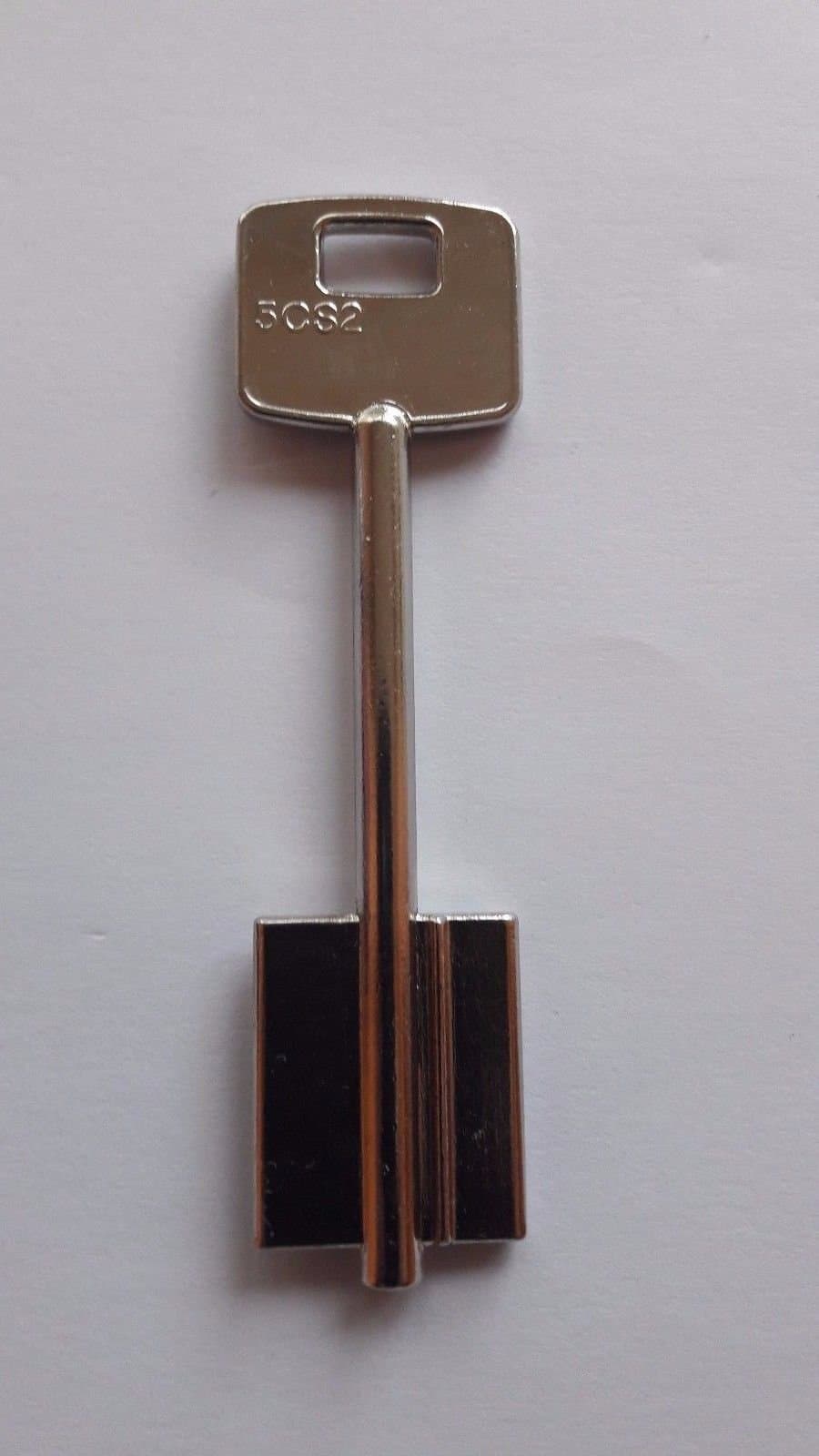 5CS2 CISA Double Bit Key Blanks/Schlüsselrohlinge/Chiave Grezza/Clés/Llave Gorjas