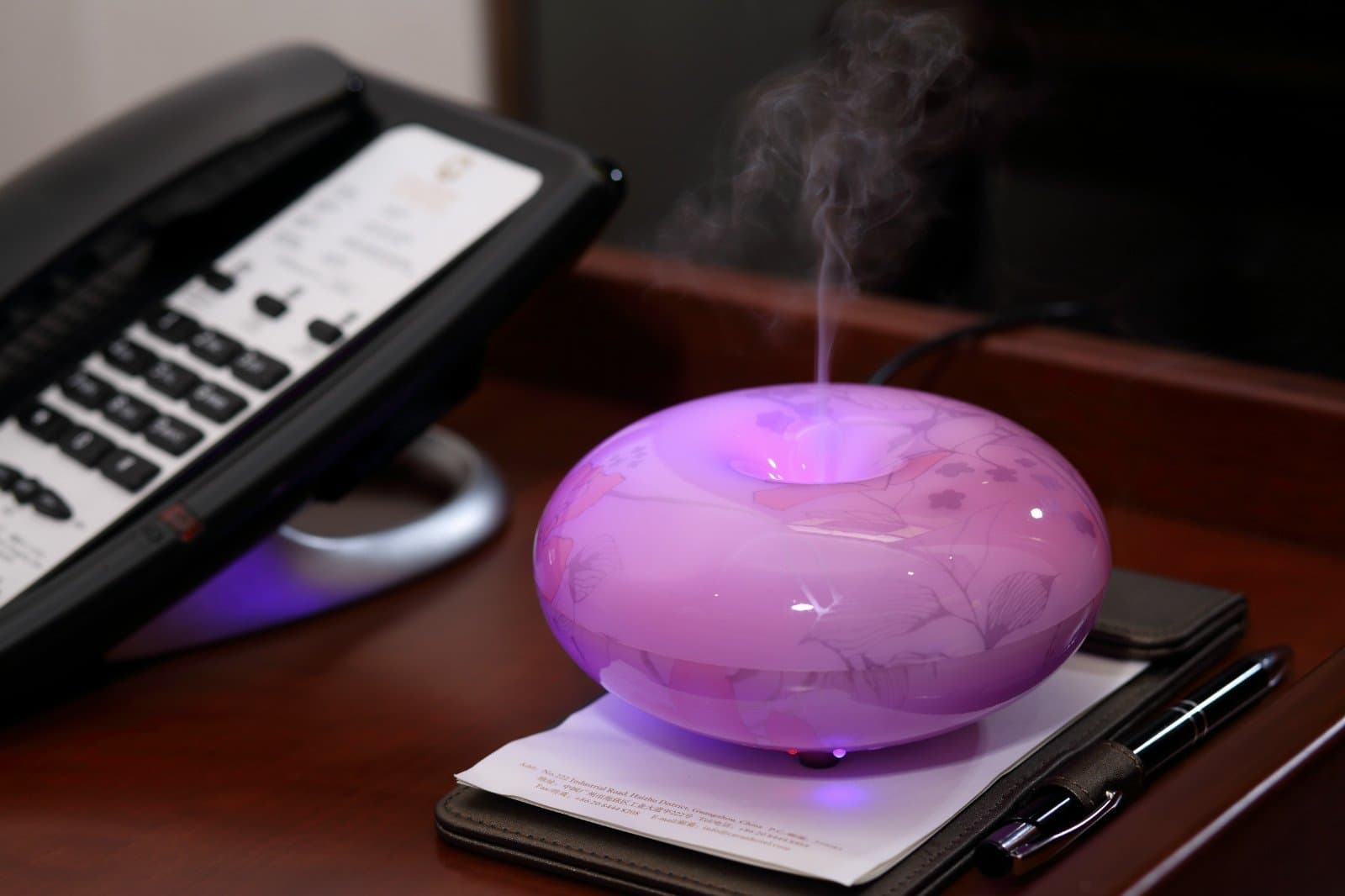 LUOYIMAN™ Electric Aroma Diffuser Humidifier Whisper-quiet Operation well design Enjoy Aromatherapy Experience Auto off with Scented Essential Oils Cool Mist Humidifier(Pink)