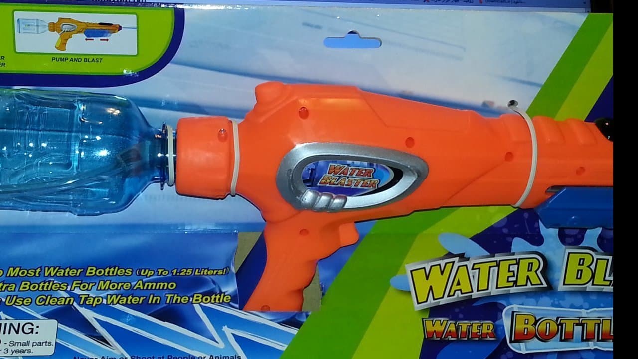 Water Blaster Water Bottle Splasher