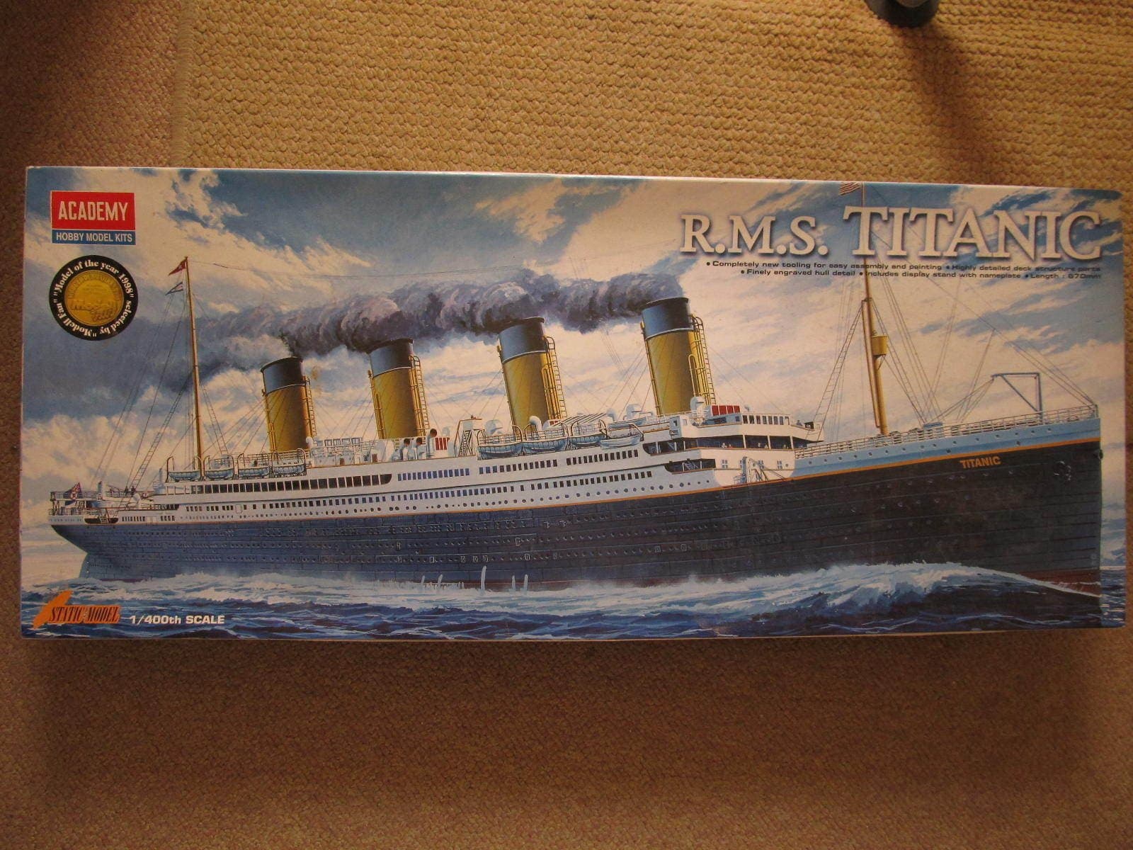 Academy R.M.S. Titanic Model Kit, Centenary Edition