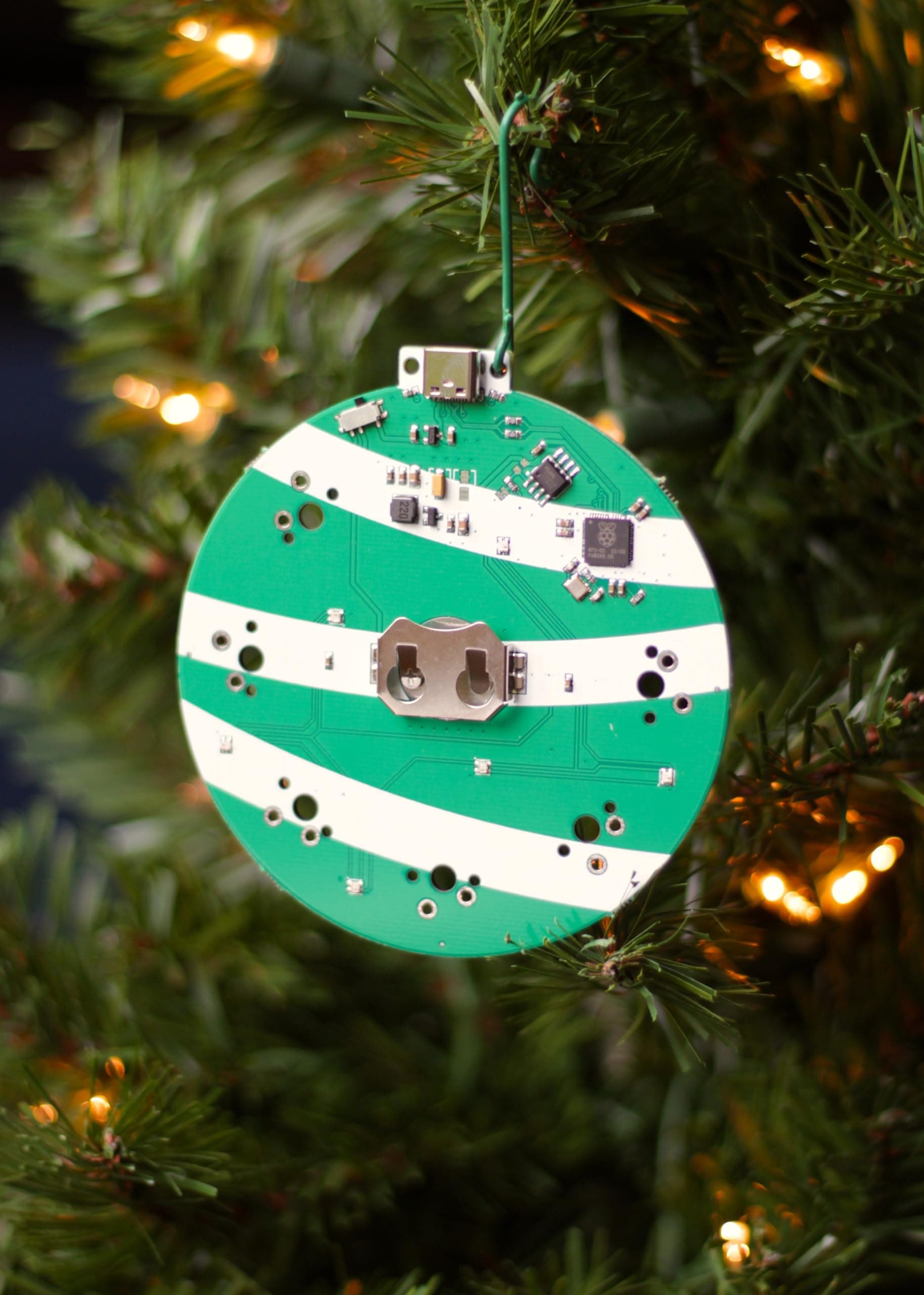 Holly 6-Key QMK Macropad Ornament