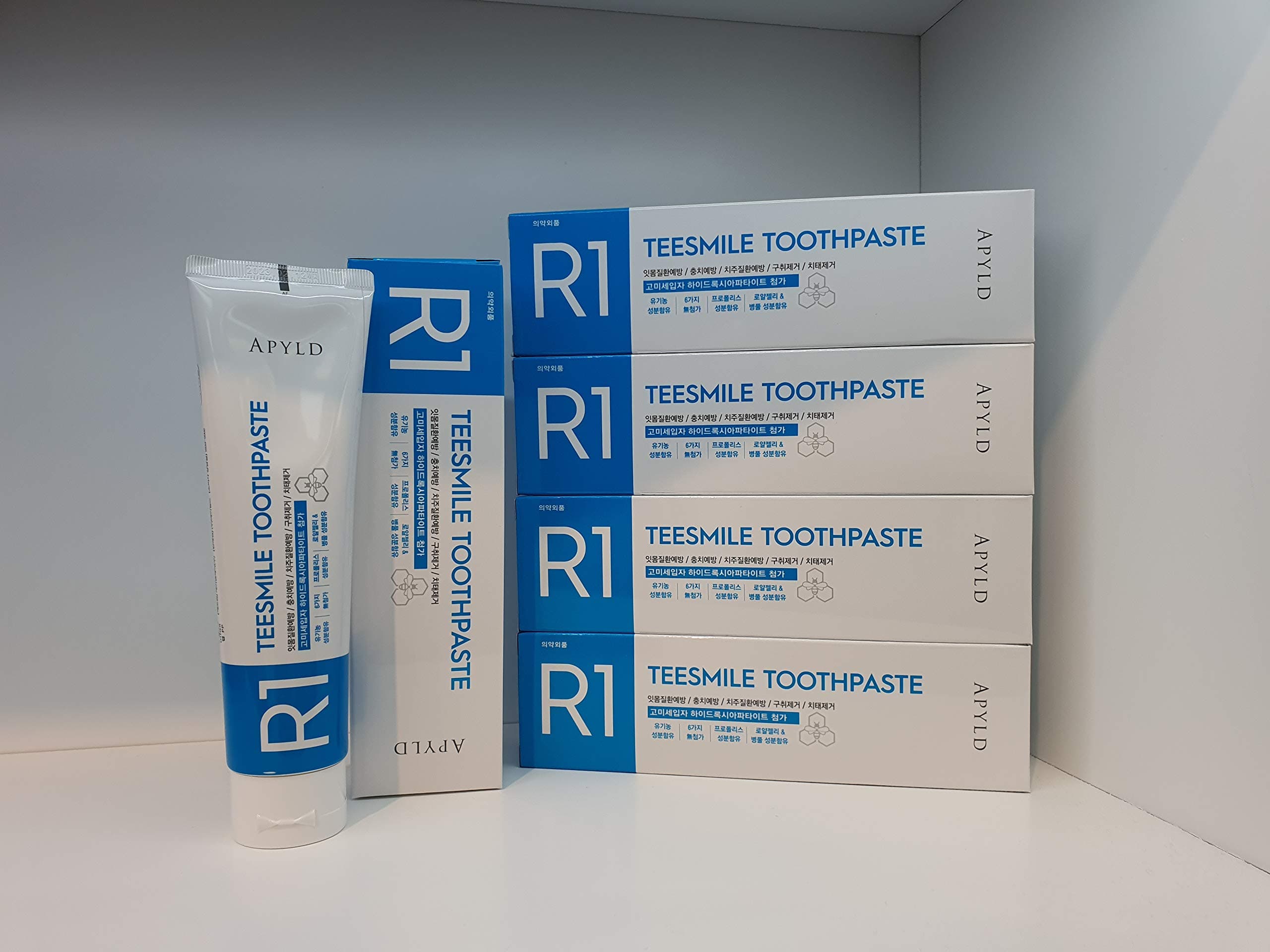 R1 Teesmile Toothpaste Propolis 600mg Hydroxyapatite (200g 5pcs)