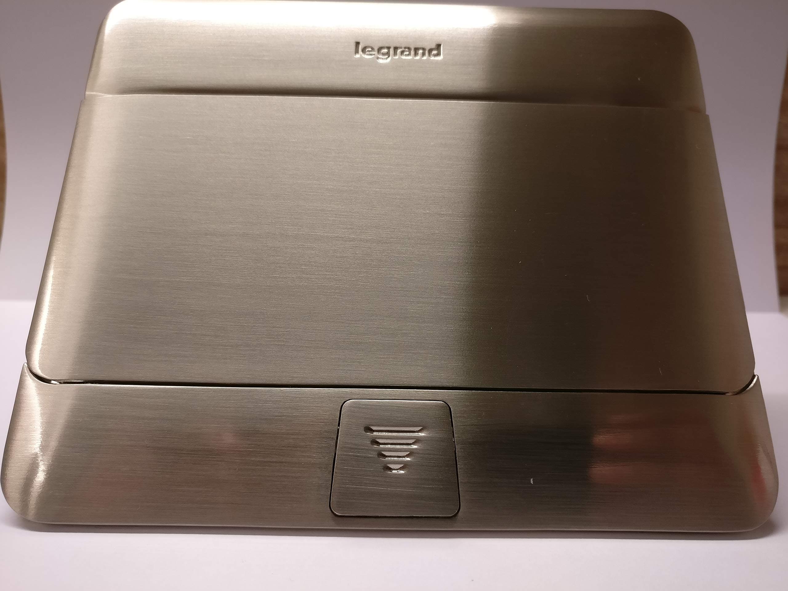 Legrand Stainless Steel Pop Up Box, 3 m