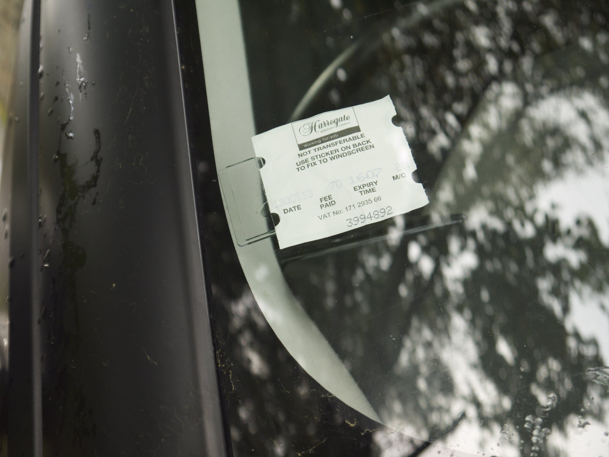 Car, Van and Caravan windscreen Permit, Ticket and Note Holder (Avoid Parking Fines) (3)