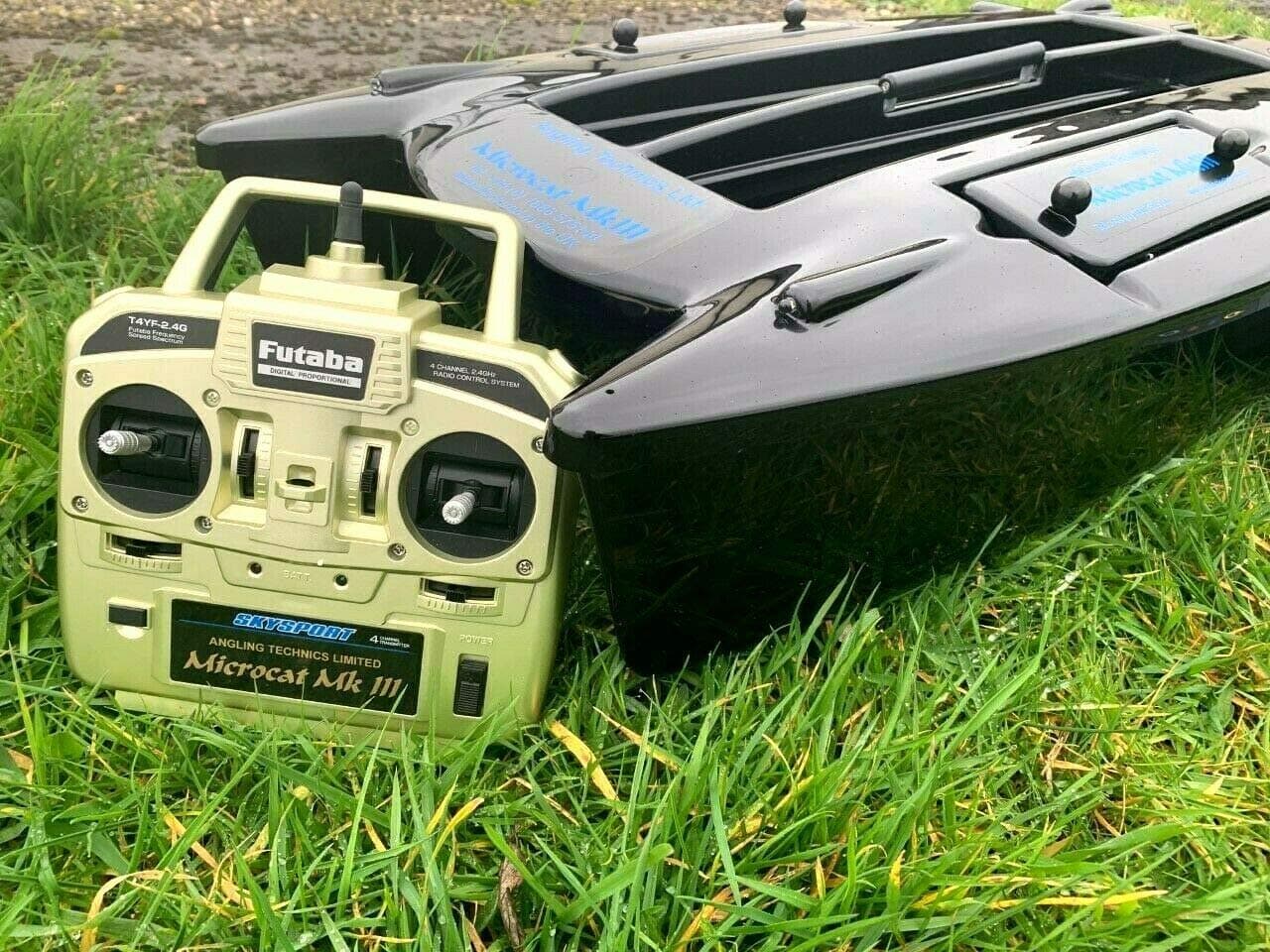 Angling Technics Microcat MK3 Bait Boat + Bag & Spare HD Batteries - Amazing Bait Boat for Carp Fishing *****SALE SAVE £50!!******
