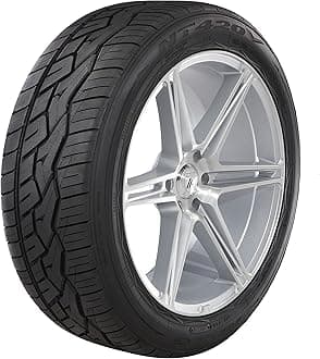 NT420V 305/45R22 118H