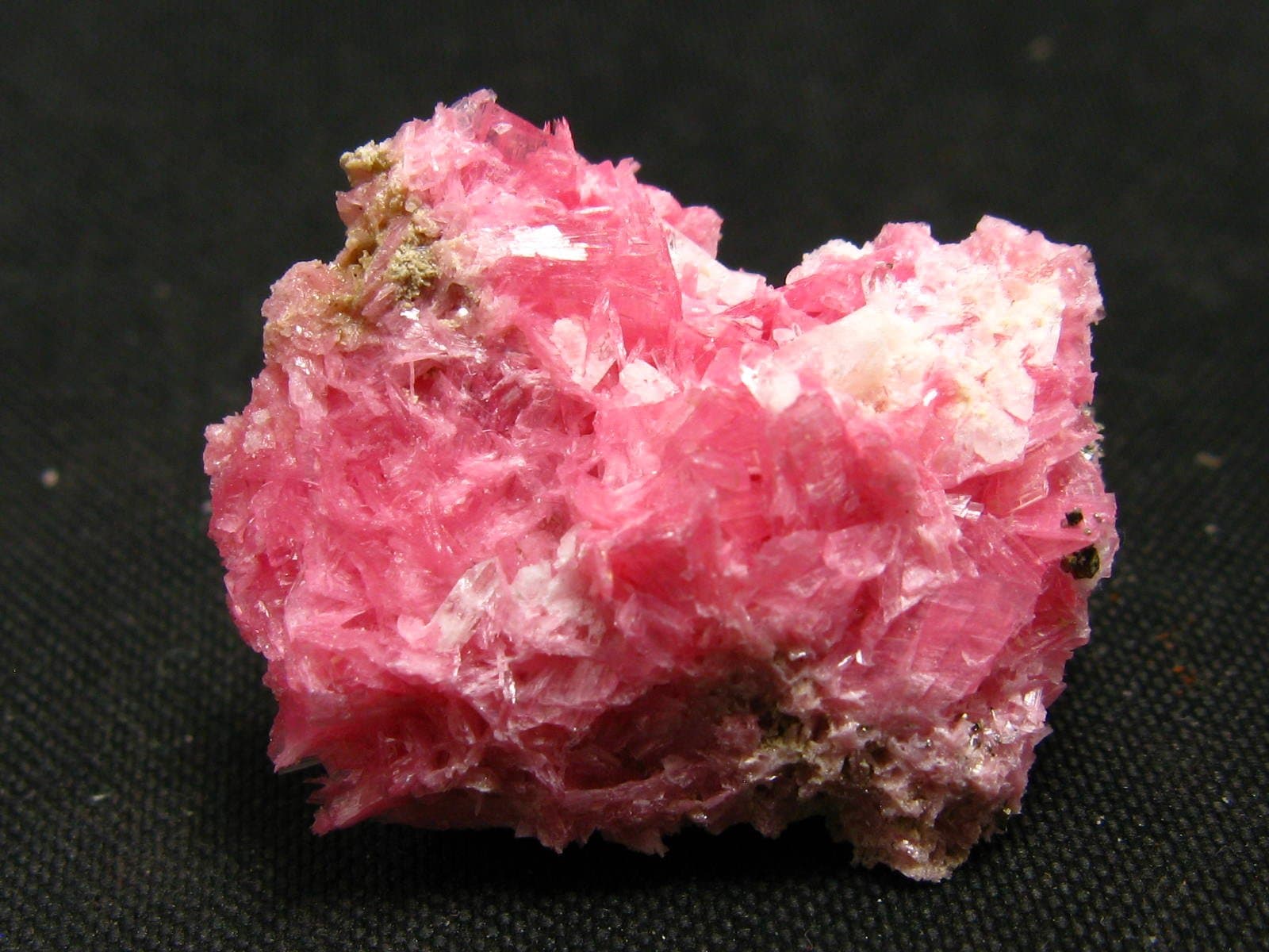 Rhodonite Rodonite Crystal From Peru - 0.8"