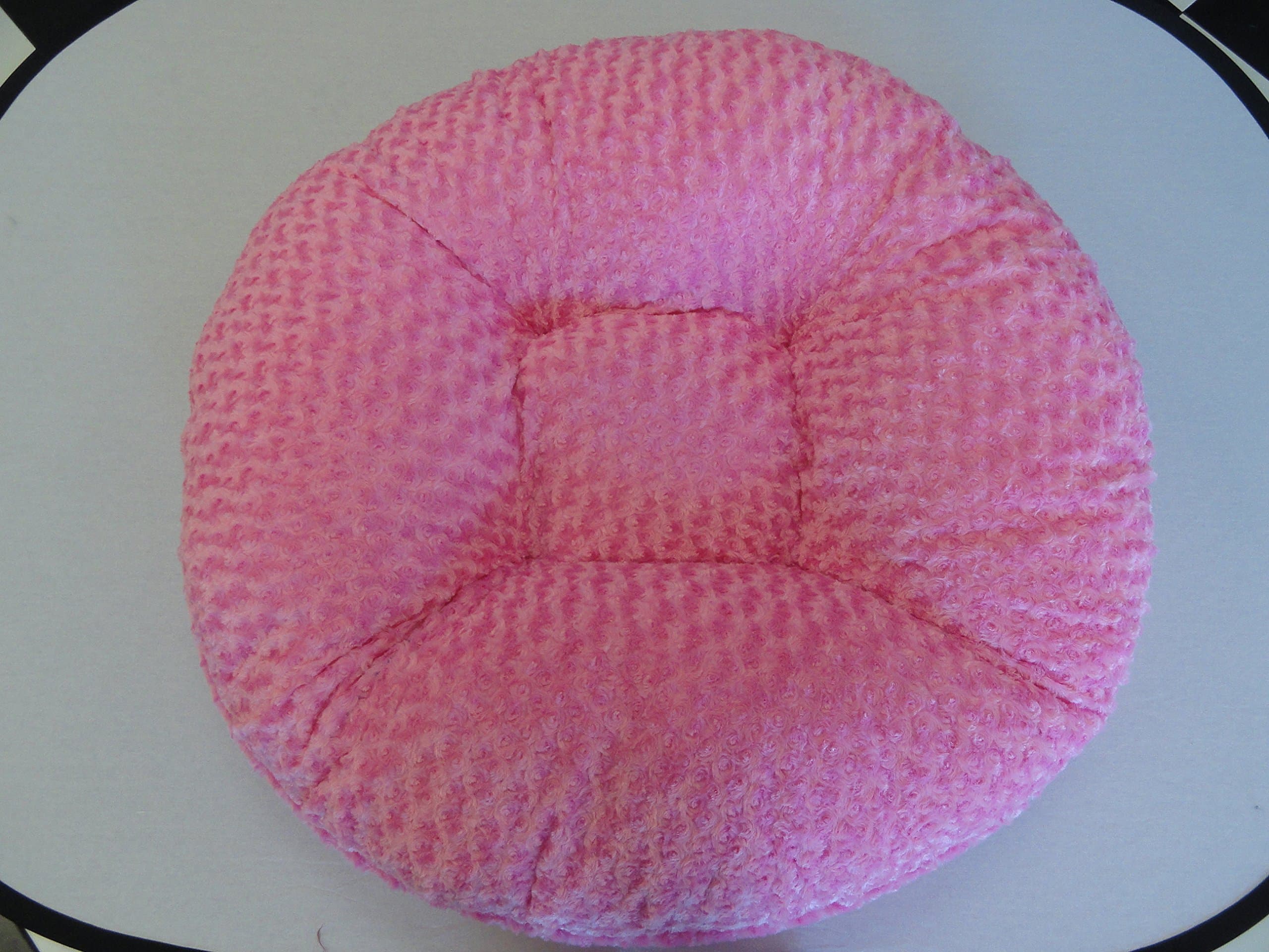 Camp Canine Round Pink Rosette Dog Bed (Extra Large)