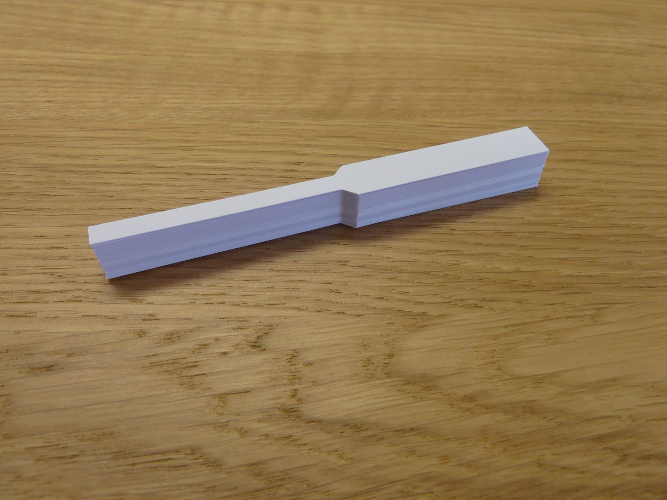 500 x PADDLE SHAPED PERFUME TESTER STRIPS SIZE 7x130mm