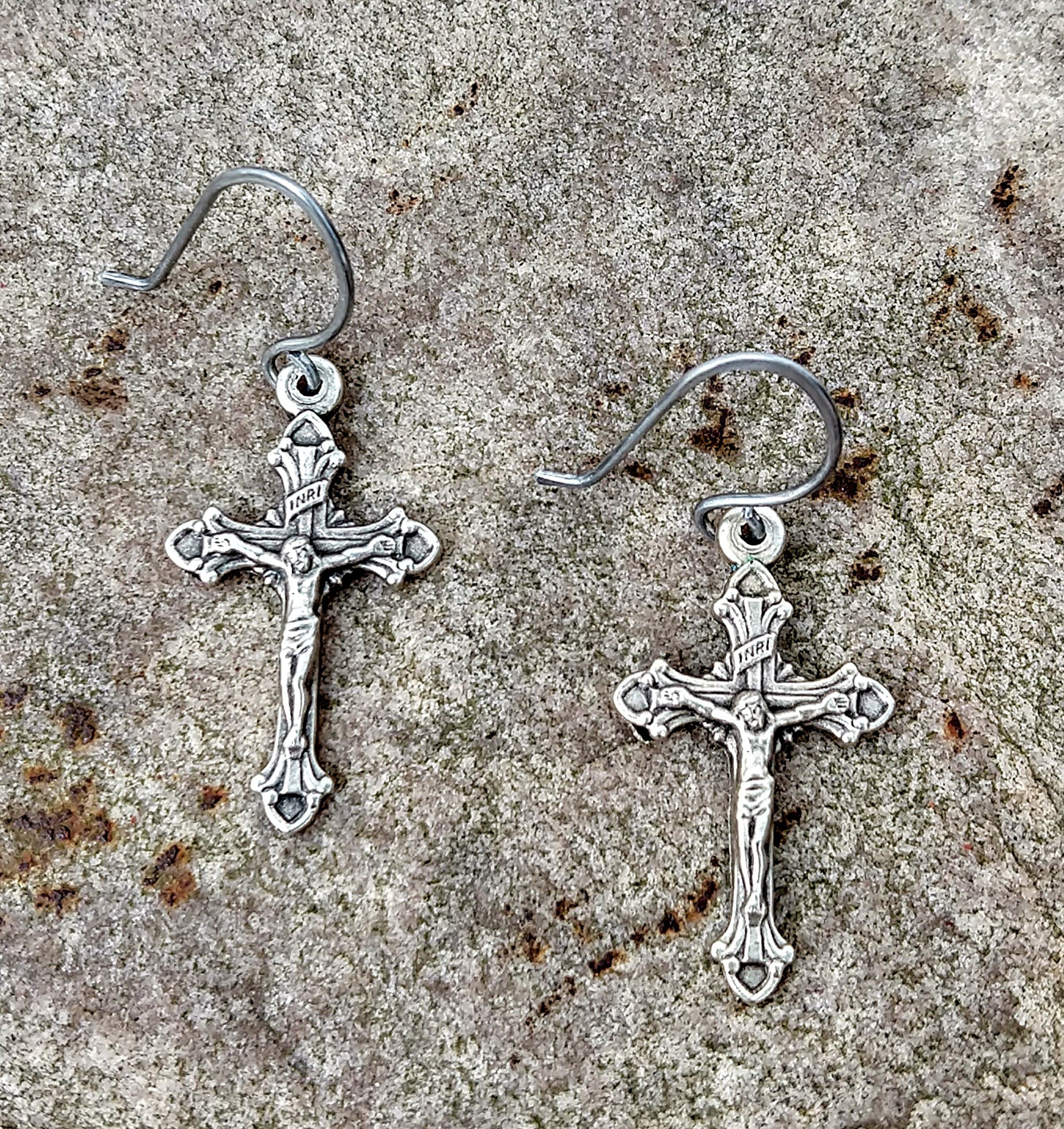 Crucifix Earrings~FREE SHIPPING!