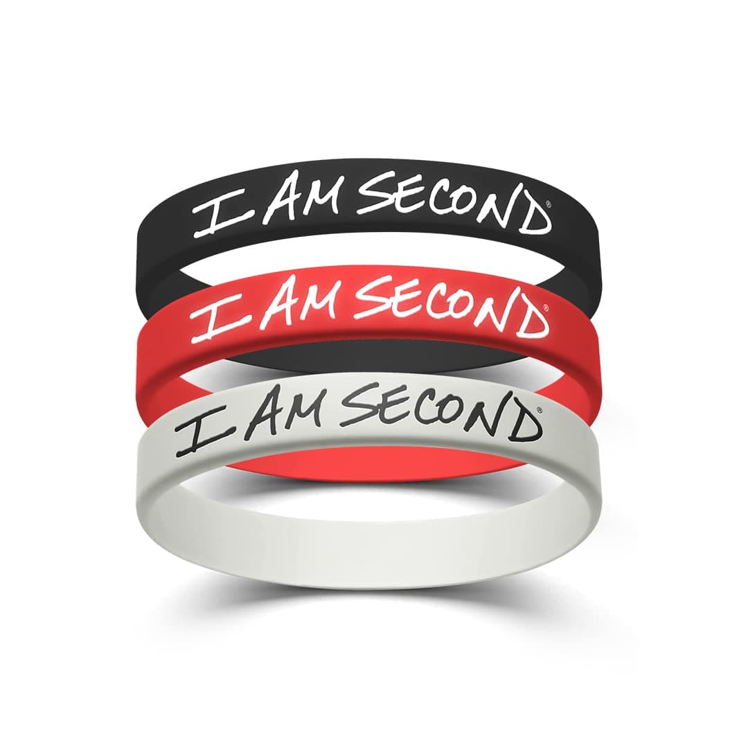 I Am Second 3-Pack Youth/Petite Multi-Color Silicone Wristband Bundle
