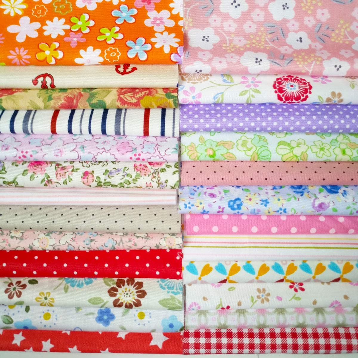 Quilting Fabric, Misscrafts Cotton Craft Fabric Bundle Squares Patchwork Pre-Cut Quilt Squares for DIY Sewing Scrapbooking Quilting Dot Pattern (25PCS 20X20cm)