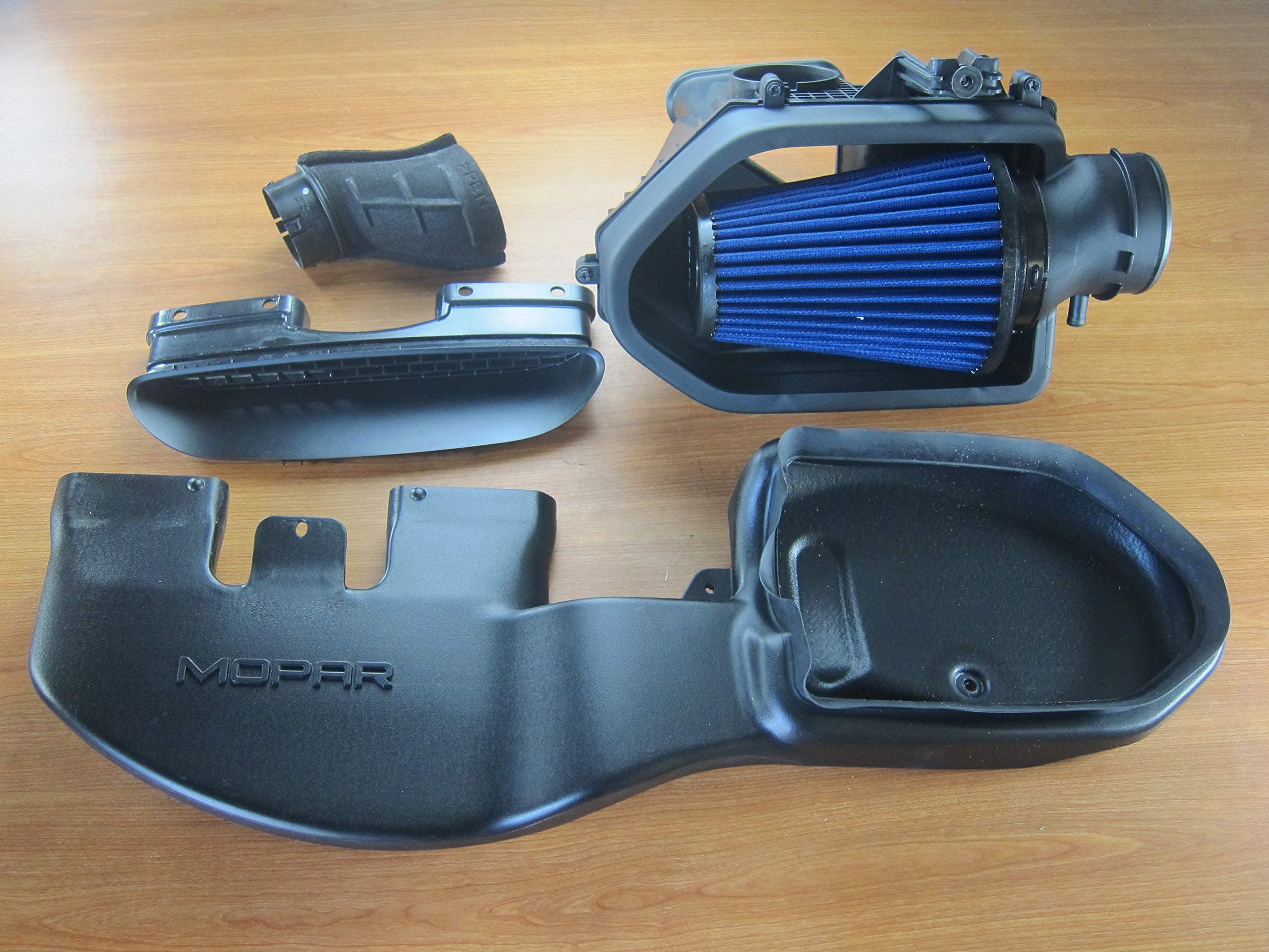 Dodge Challenger Cold Air Intake System For 6.4L & 5.7L Engines